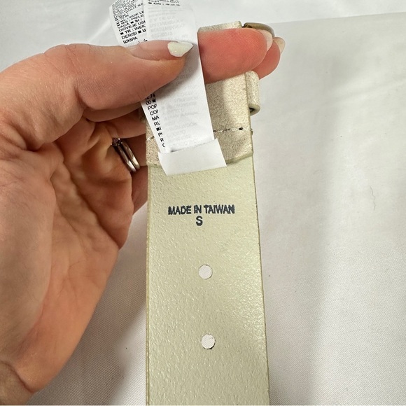 Gap Suede Leather Circle Buckle Belt Sand Beige Quiet Luxury Capsule Sz S - Picture 5 of 11